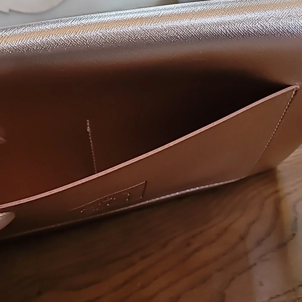 KAYALI Huda Beauty Laptop Pouch Rose Gold Snaps New
